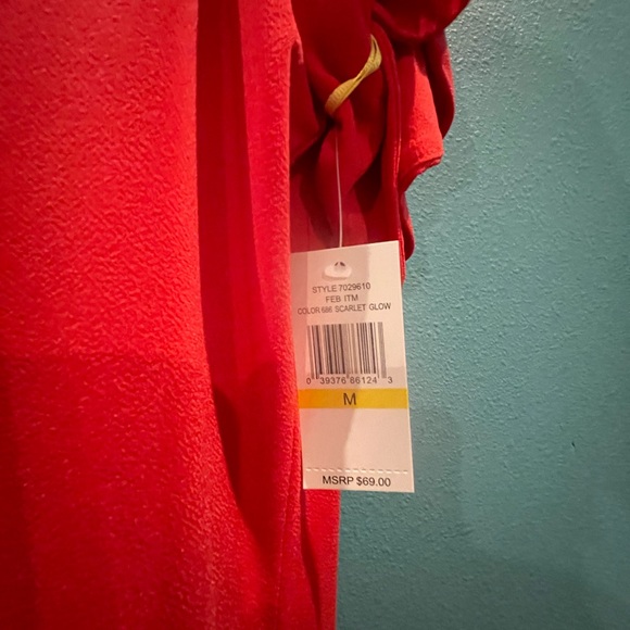 Cece top - Picture 2 of 5